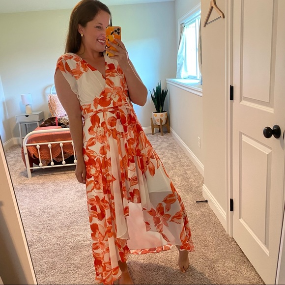 Eliza J White Red Floral Maxi Dress 6P - Picture 7 of 13